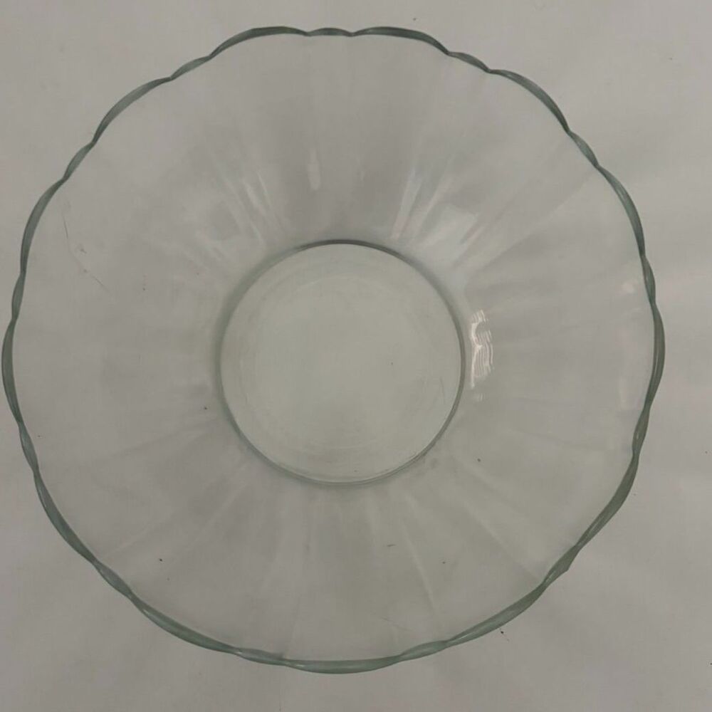 Anchor hocking moments clear glass scalloped serving bowl